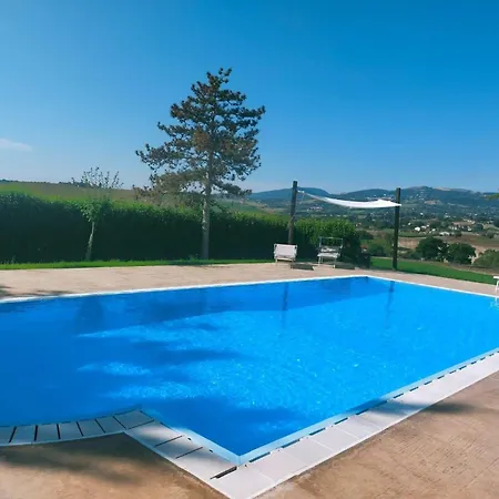 By With Garden Views Villa *