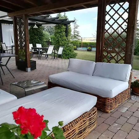 By With Garden Views Villa *
